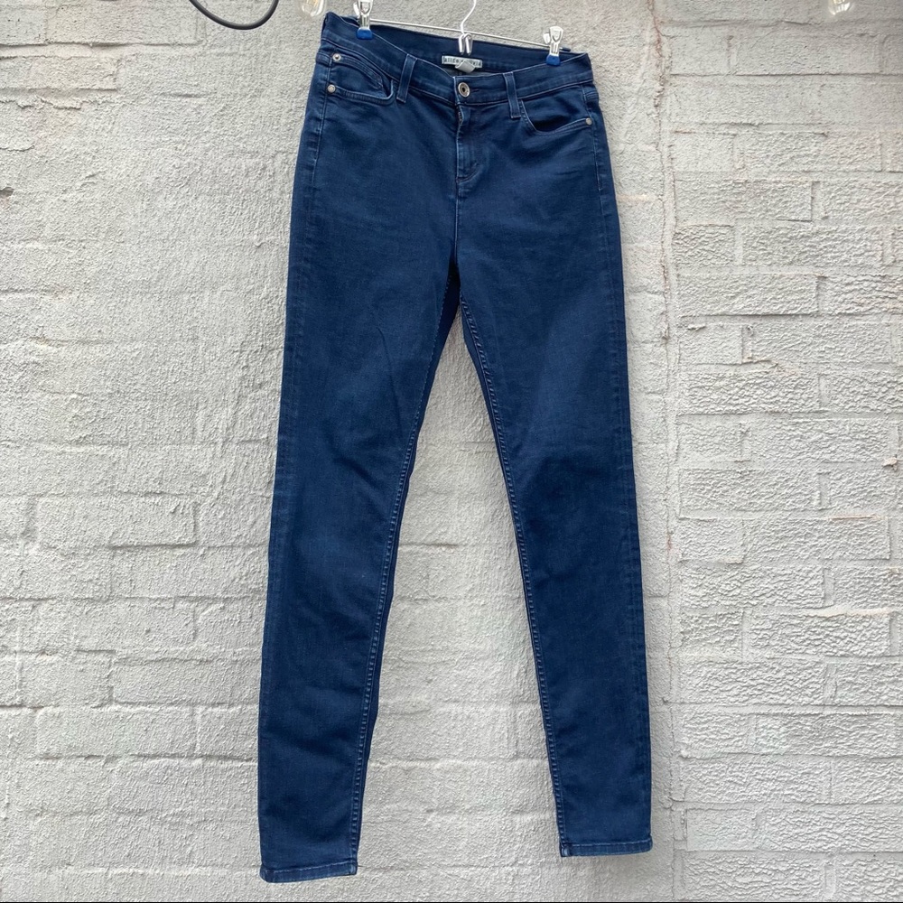 Alice + Olivia High Rise Jeans, size 30